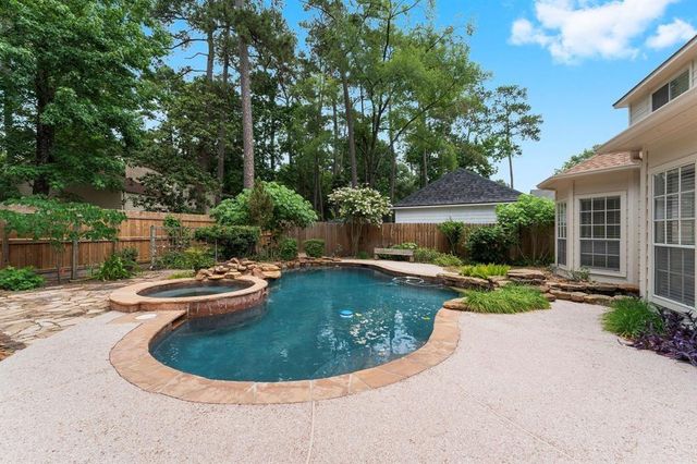 29 Berry Blossom Drive, The Woodlands, TX 77380