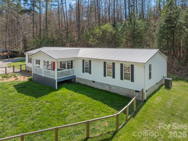 322 Stockton Branch Road, Weaverville, NC 28787