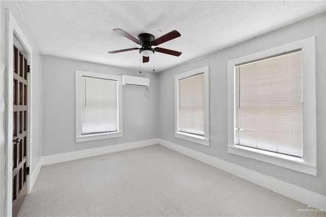 328 S Georgia Avenue, Mercedes, TX 78570