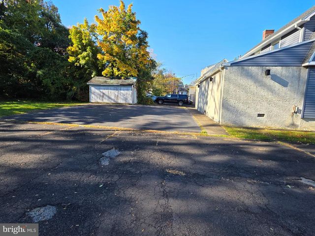 97 W TRENTON AVE, Morrisville, PA 19067
