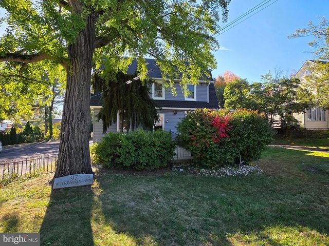 97 W TRENTON AVE, Morrisville, PA 19067
