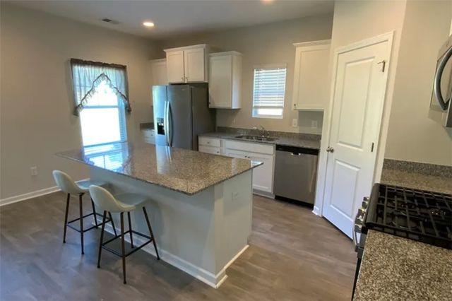 1044 Fairfield Drive, Seneca, SC 29678