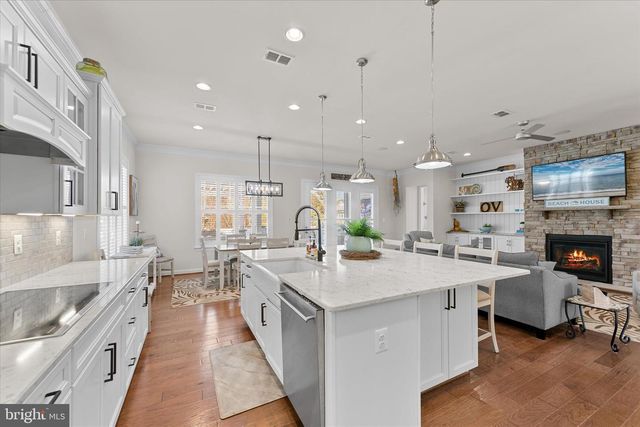 54 BEACH CLUB AVE, Ocean View, DE 19970