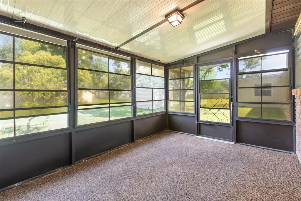 Image 21 of property listing at 407 WYOMING AVENUE, St Cloud, FL 34769