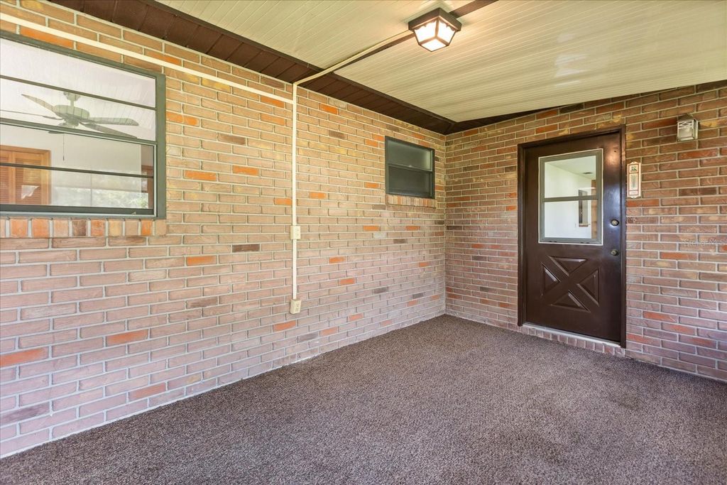 Image 24 of property listing at 407 WYOMING AVENUE, St Cloud, FL 34769