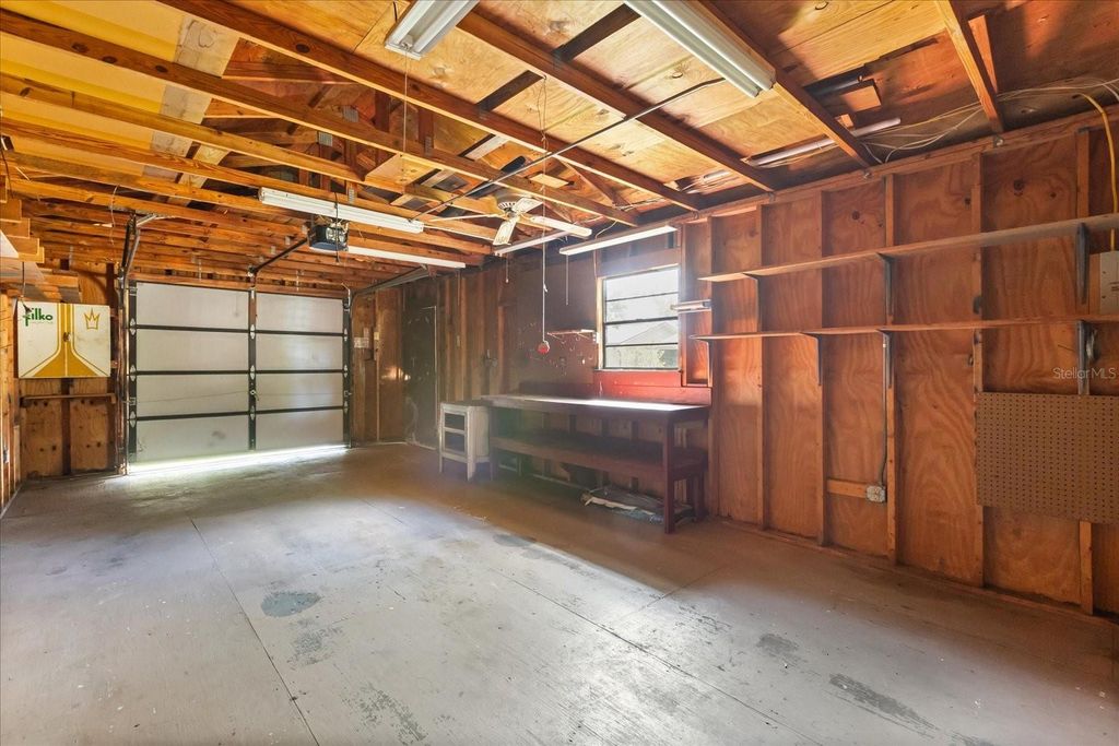 Image 26 of property listing at 407 WYOMING AVENUE, St Cloud, FL 34769