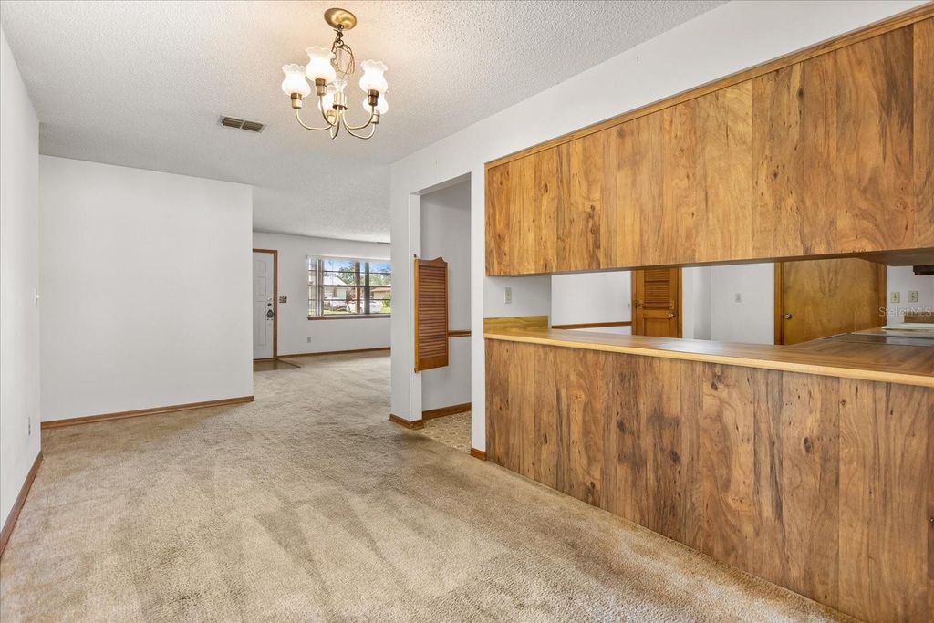 Image 6 of property listing at 407 WYOMING AVENUE, St Cloud, FL 34769