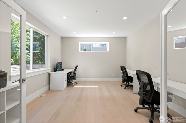 16831 84th Lane NE, Kenmore, WA 98028