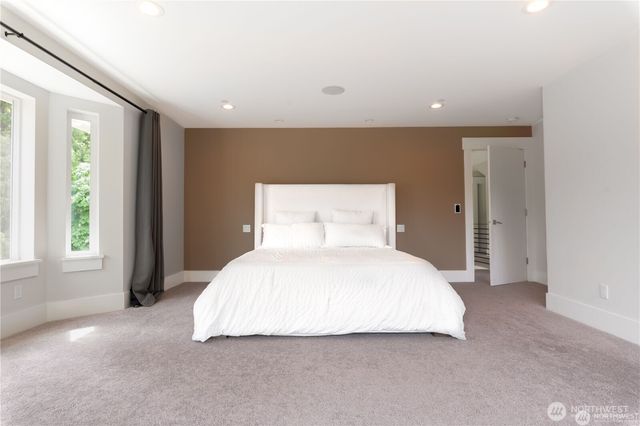 16831 84th Lane NE, Kenmore, WA 98028