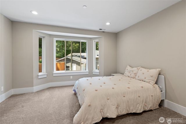 16831 84th Lane NE, Kenmore, WA 98028
