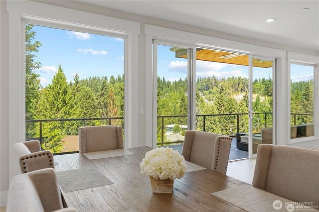 16831 84th Lane NE, Kenmore, WA 98028