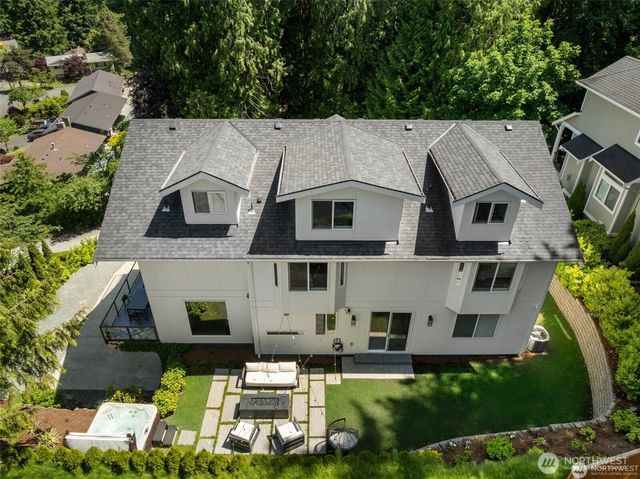 16831 84th Lane NE, Kenmore, WA 98028