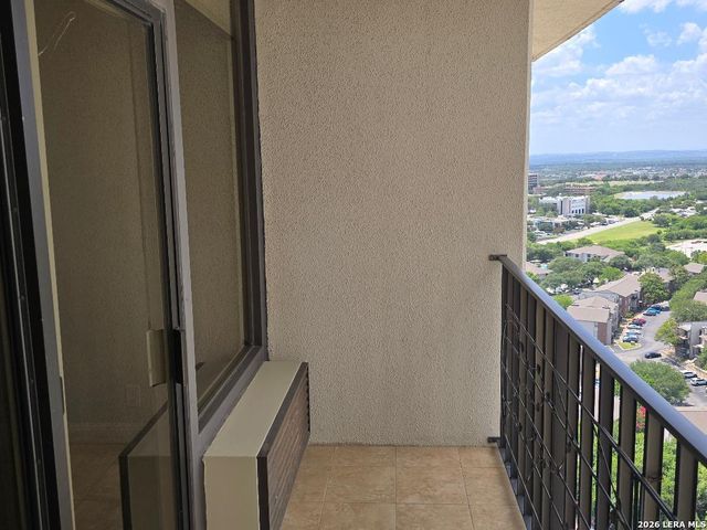 7701 Wurzbach Rd Apt 2203, San Antonio, TX 78229