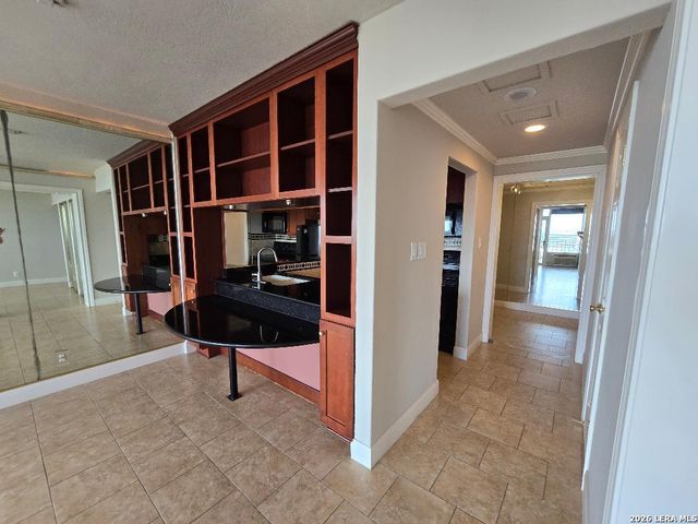7701 Wurzbach Rd Apt 2203, San Antonio, TX 78229