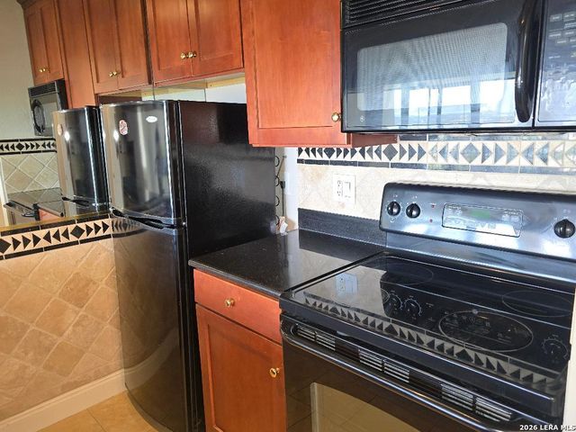 7701 Wurzbach Rd Apt 2203, San Antonio, TX 78229
