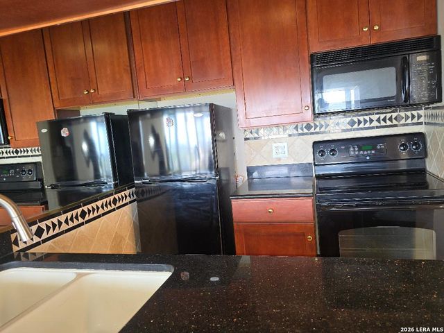 7701 Wurzbach Rd Apt 2203, San Antonio, TX 78229
