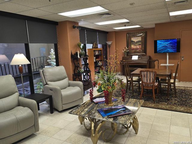 7701 Wurzbach Rd Apt 2203, San Antonio, TX 78229