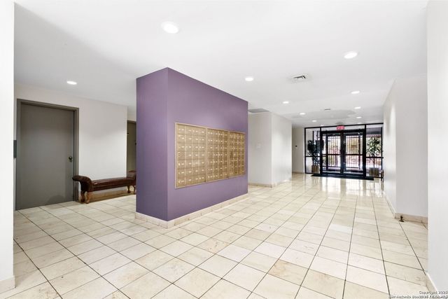 7701 Wurzbach Rd Apt 2203, San Antonio, TX 78229