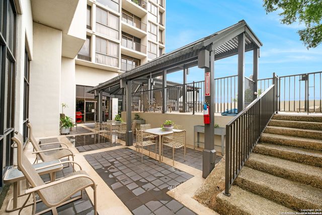 7701 Wurzbach Rd Apt 2203, San Antonio, TX 78229