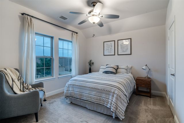 834 Mildren Lane, Fate, TX 75087