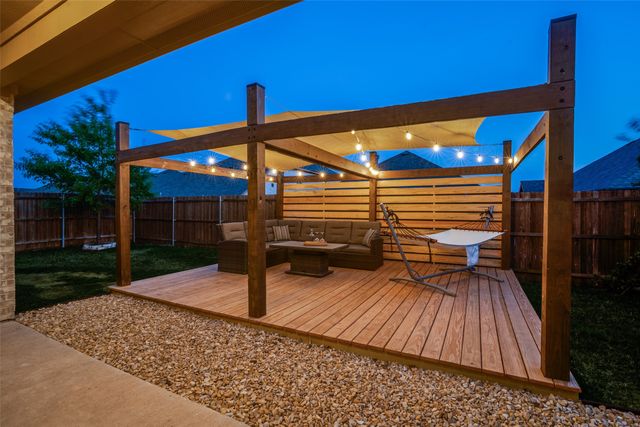 834 Mildren Lane, Fate, TX 75087