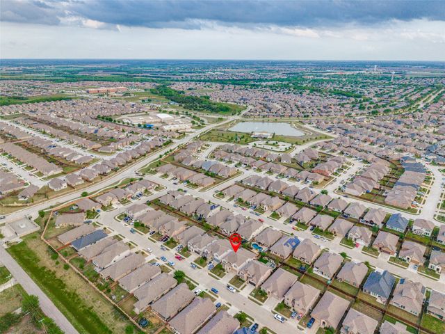 834 Mildren Lane, Fate, TX 75087