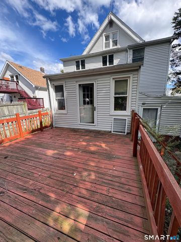 136 Collis Street, West Haven, CT 06516