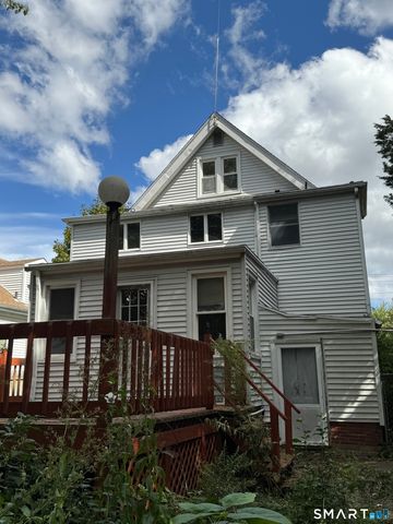 136 Collis Street, West Haven, CT 06516
