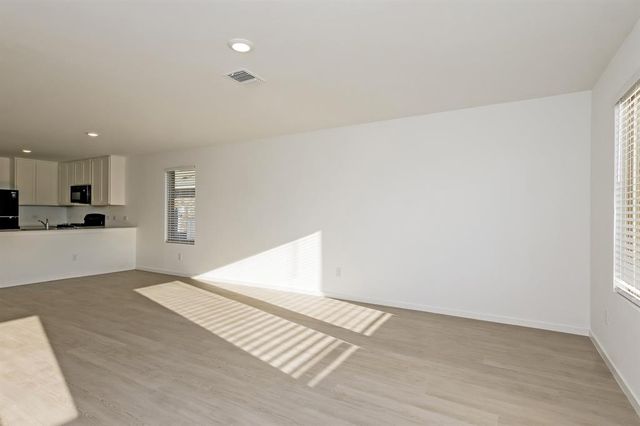 9612 NW 125th Terrace, Yukon, OK 73099