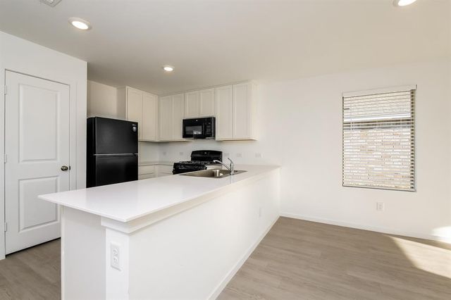 9612 NW 125th Terrace, Yukon, OK 73099