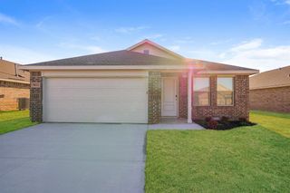 9612 NW 125th Terrace, Yukon, OK 73099