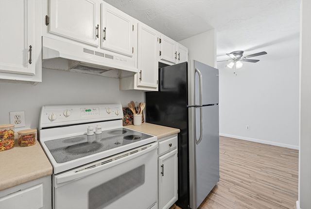 10 Mill St Q, Maynard, MA 01754