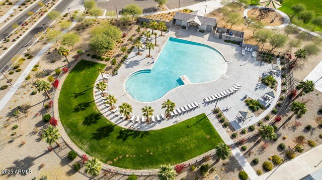 8719 W PASADENA Avenue, Glendale, AZ 85305