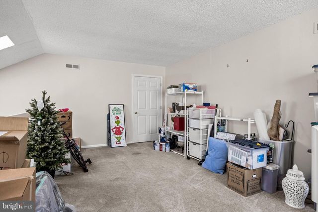 4208-B FENWICK LN, Mount Laurel, NJ 08054