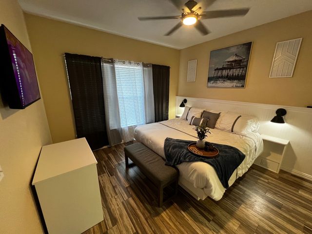 9900 Northshore Boulevard 3202, Corsicana, TX 75109