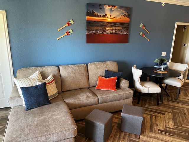 9900 Northshore Boulevard 3202, Corsicana, TX 75109