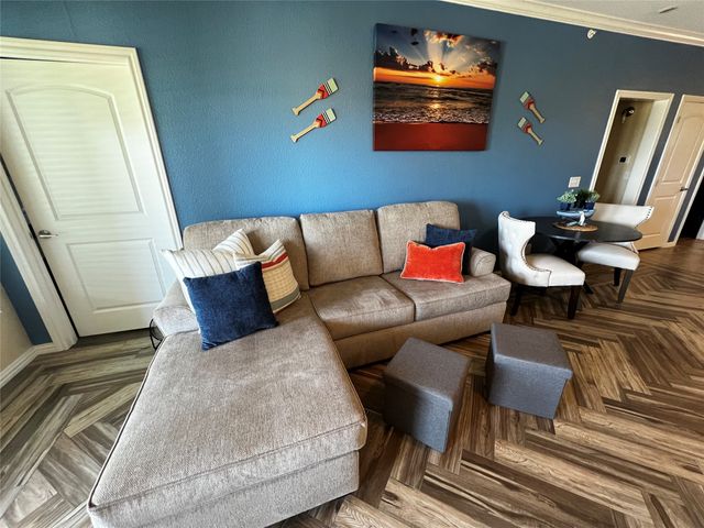 9900 Northshore Boulevard 3202, Corsicana, TX 75109