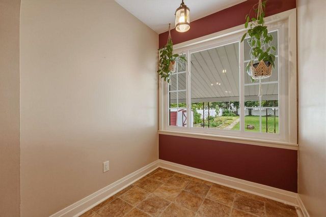 2715 1st Avenue, Huntington, WV 25702