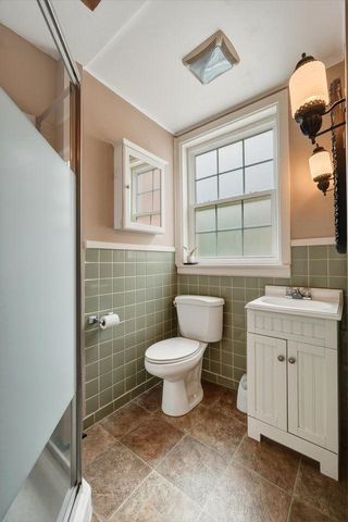 2715 1st Avenue, Huntington, WV 25702