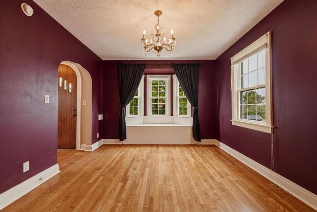 2715 1st Avenue, Huntington, WV 25702