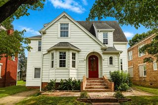 2715 1st Avenue, Huntington, WV 25702