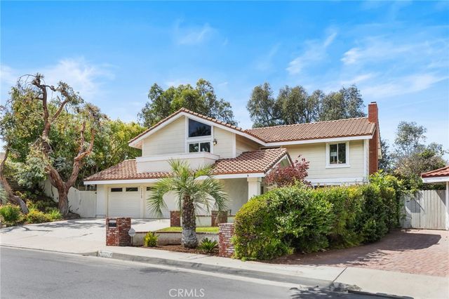 5421 E Willowick Circle, Anaheim, CA 92807