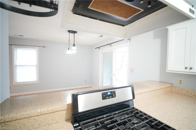 363 London ST, Portsmouth, VA 23704