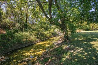 6404 S Interstate 35 S, Robinson, TX 76706