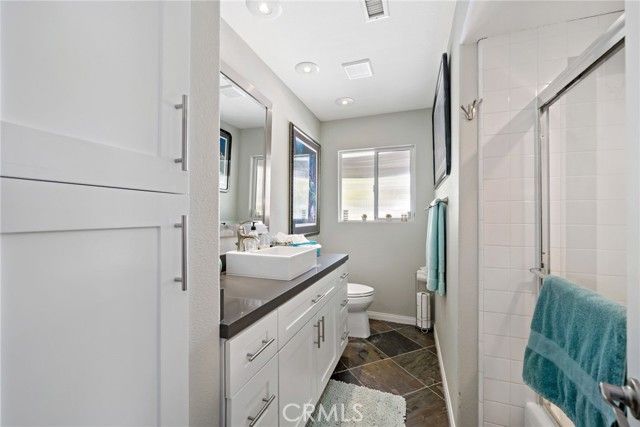 39004 Knoll View Circle, Cathedral City, CA 92234