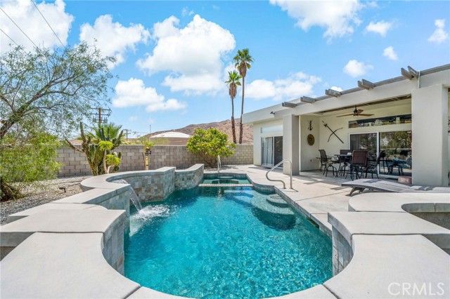 39004 Knoll View Circle, Cathedral City, CA 92234