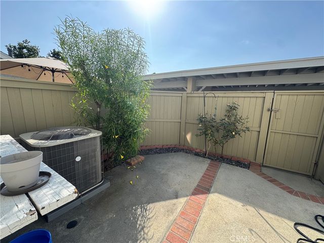 48 Eagle, Irvine, CA 92614