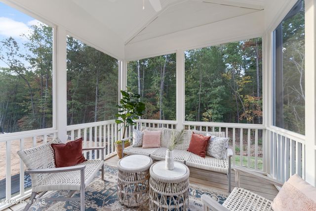 152 Coventry Court, New Bern, NC 28562