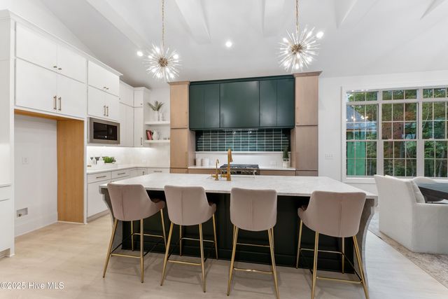 152 Coventry Court, New Bern, NC 28562