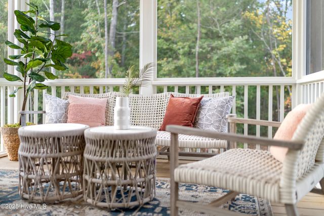 152 Coventry Court, New Bern, NC 28562